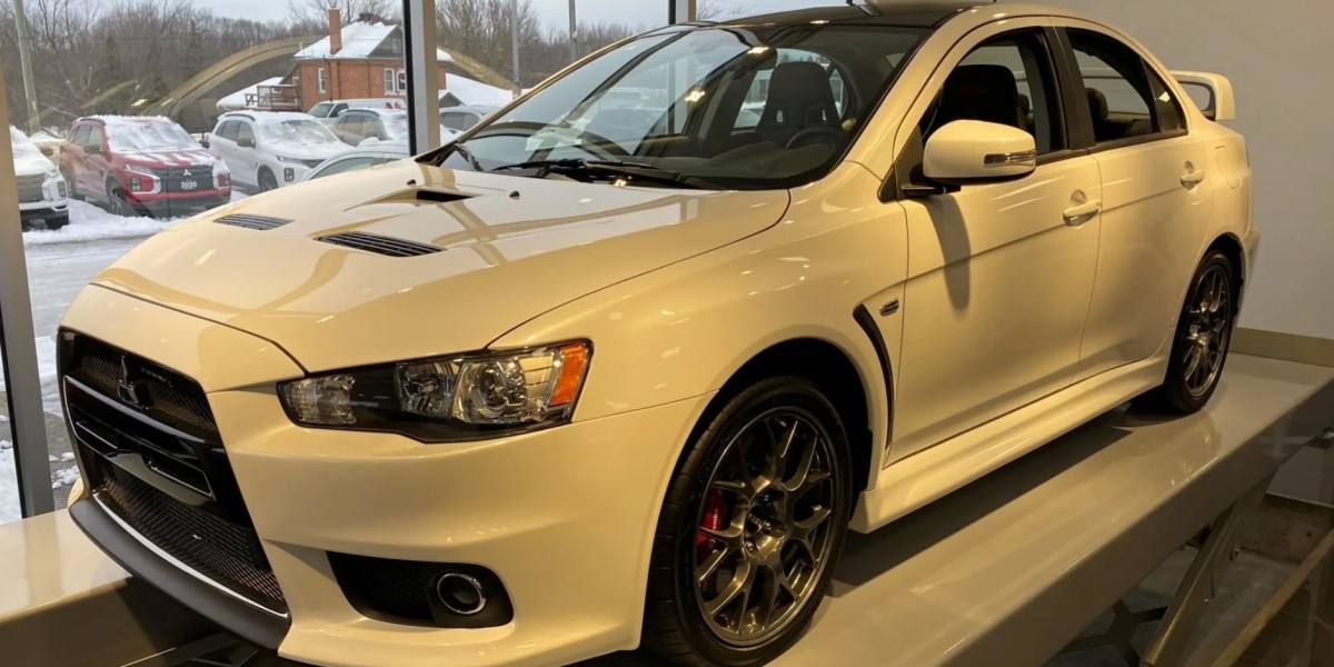 Mitsubishi Lancer GLX 1995: O Charme e a Performance de um Ícone dos Anos 90