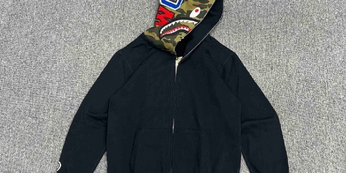 BAPE 潮流全面解析｜AAPE官網推薦必買短袖、外套、手拿包與迷彩短褲
