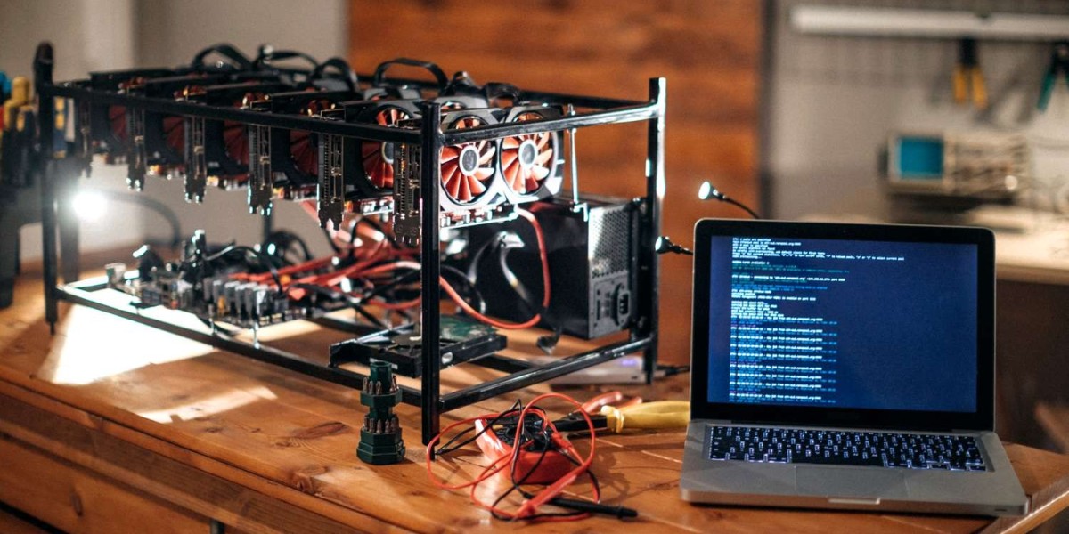 Cryptocurrency Mining Hardware: Market Expansion and Technological Advancements
